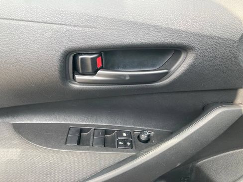 Used 2025 Toyota Corolla LE FWD image 13