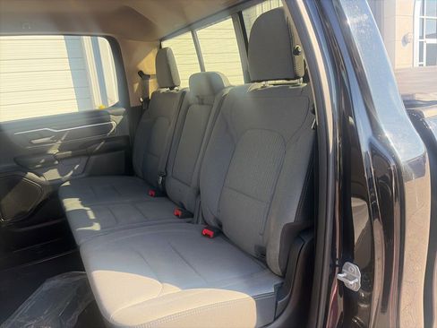 Used 2019 RAM 1500 Big Horn image 10