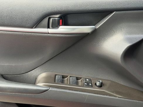 Certified 2024 Toyota Camry SE FWD image 22
