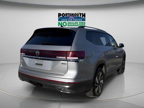 Used 2025 Volkswagen Atlas SE image 28