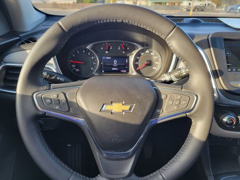 Certified 2019 Chevrolet Equinox LT image 14