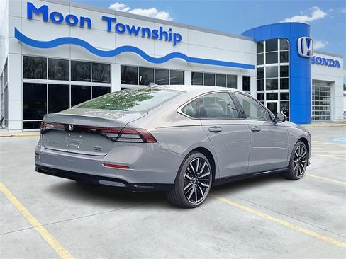 New 2025 Honda Accord Touring image 4