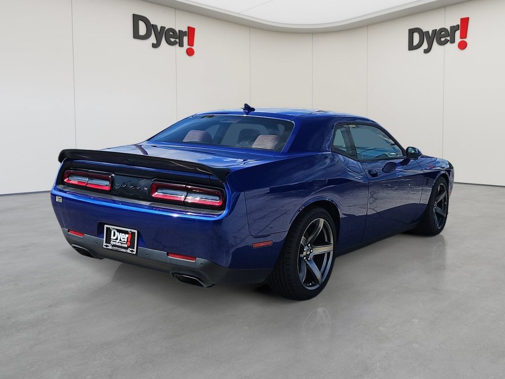 Used 2022 Dodge Challenger SRT Hellcat RWD image 5