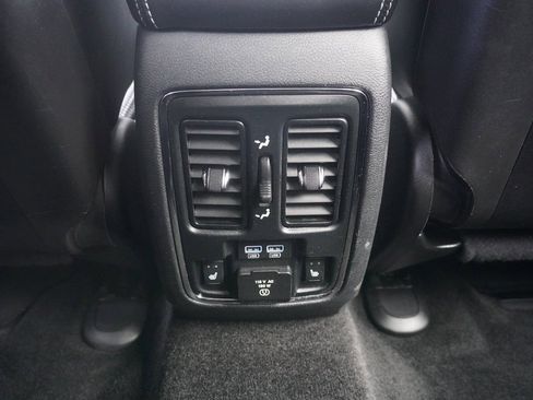 Used 2015 Jeep Grand Cherokee SRT w/ Trailer Tow Group IV image 35