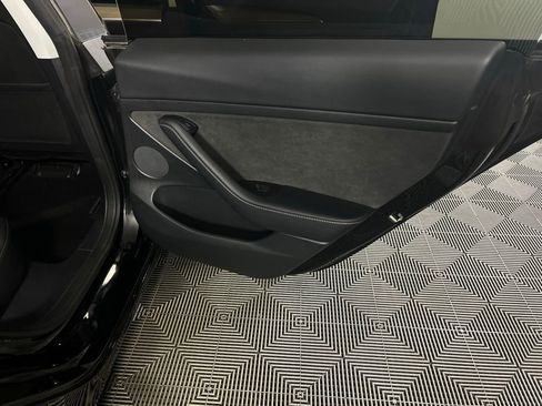 Used 2023 Tesla Model 3 Standard Range RWD image 23