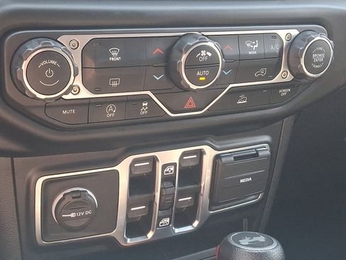 Certified 2021 Jeep Wrangler Unlimited Sport image 16