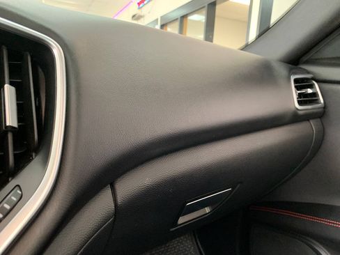 Used 2018 Maserati Ghibli S Q4 AWD/4WD image 19