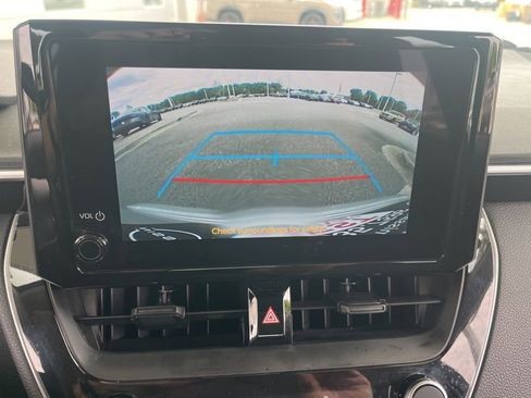 Used 2024 Toyota Corolla LE image 14