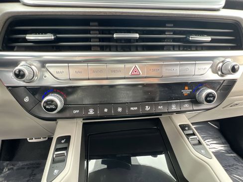 Used 2022 Kia Telluride SX w/ SX Prestige Package image 21