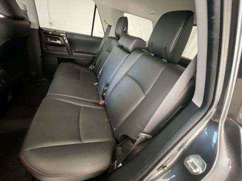 Certified 2020 Toyota 4Runner TRD Off-Road Premium w/ Moonroof Package AWD/4WD image 23