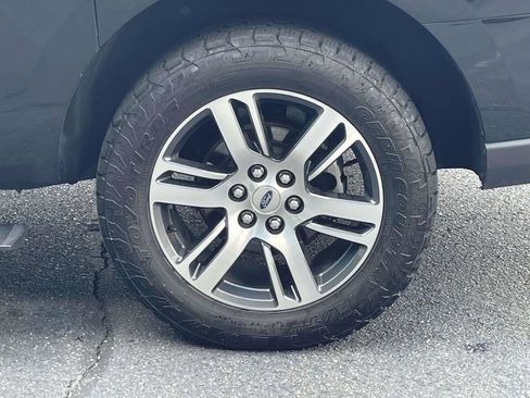 Used 2023 Ford Expedition Max Limited AWD/4WD image 12