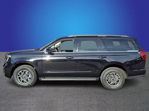 Used 2025 Ford Expedition Active AWD/4WD image 7