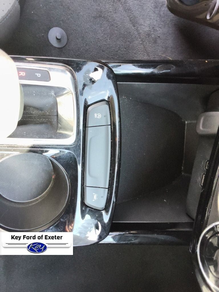 Used 2025 Chevrolet Trax LT FWD image 38
