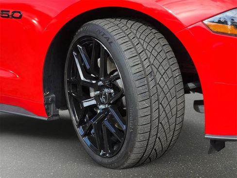 Used 2019 Ford Mustang GT image 33