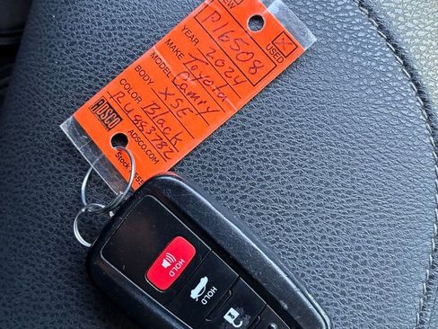 Used 2024 Toyota Camry XSE image 27