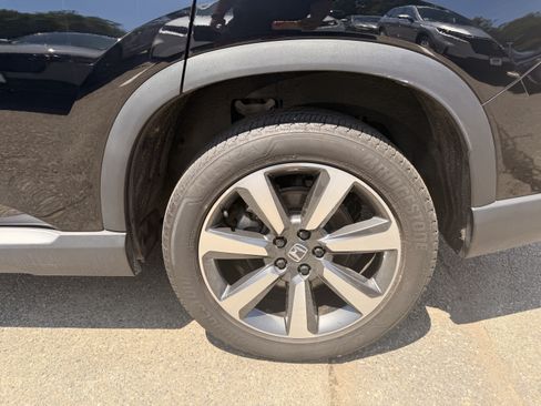 Used 2023 Honda Pilot Elite image 8