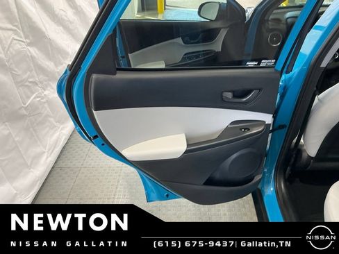 Used 2023 Hyundai Kona SEL FWD image 32
