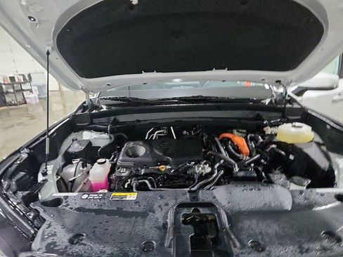 Used 2024 Toyota Grand Highlander XLE image 30