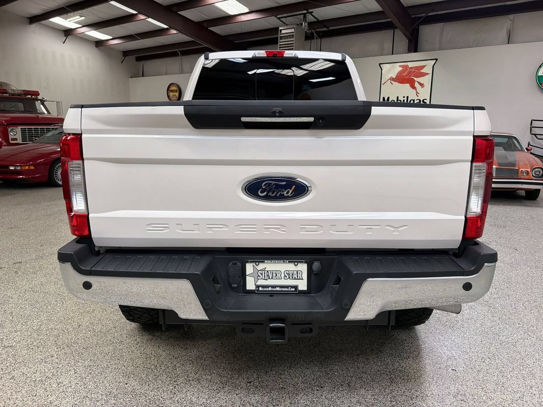 Used 2019 Ford F250 Lariat w/ Lariat Ultimate Package AWD/4WD image 6