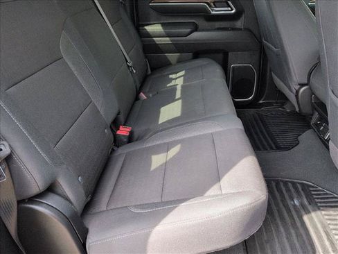Used 2025 Chevrolet Silverado 1500 LT w/ Safety Package AWD/4WD image 27