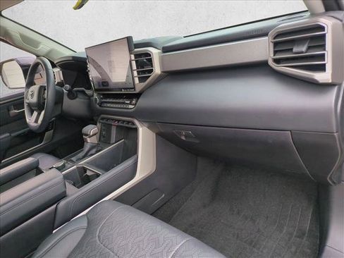 Used 2024 Toyota Tundra Limited AWD/4WD image 21