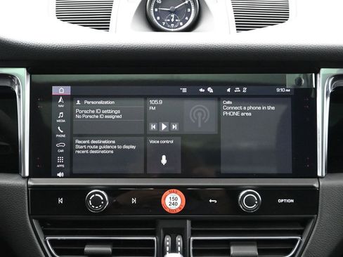 New 2026 Porsche Macan image 21