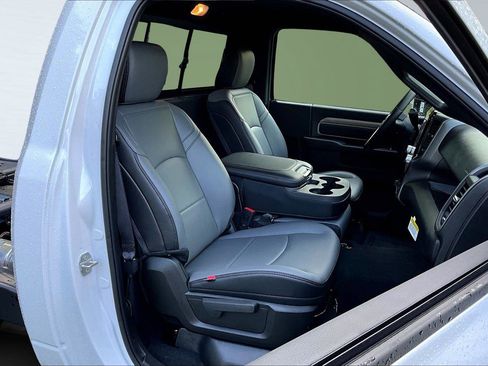 New 2025 RAM 2500 Tradesman AWD/4WD image 9