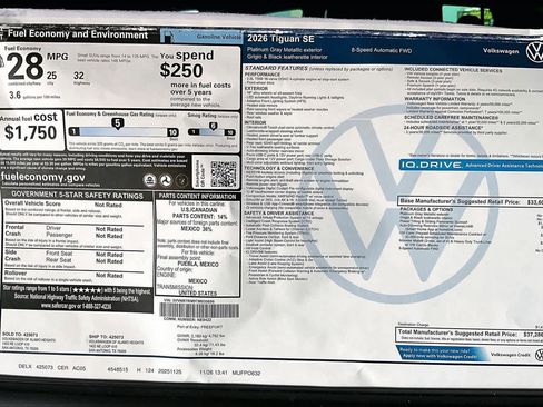 New 2026 Volkswagen Tiguan SE image 18