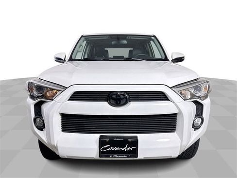 Used 2018 Toyota 4Runner SR5 image 3