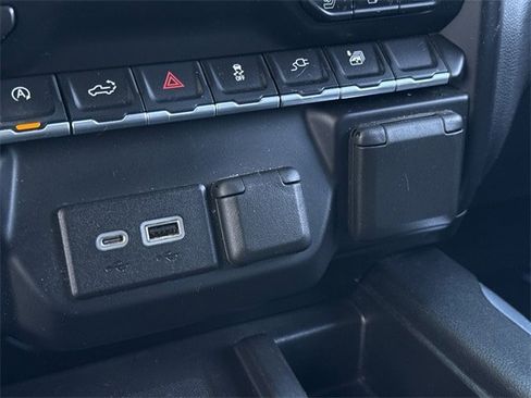 Used 2019 Chevrolet Silverado 1500 LTZ w/ LTZ Texas Edition image 24