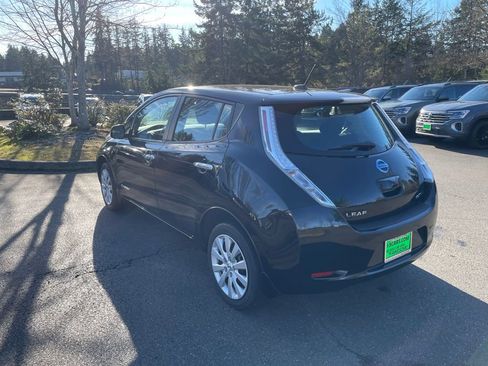Used 2015 Nissan Leaf S w/ Charge Package image 6
