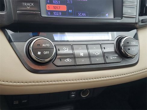 Used 2013 Toyota RAV4 XLE image 29