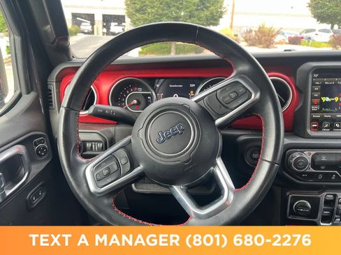Used 2022 Jeep Gladiator Rubicon AWD/4WD image 17