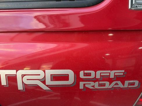 Used 2015 Toyota Tacoma 4x4 Double Cab w/ TRD Off-Road Package image 8