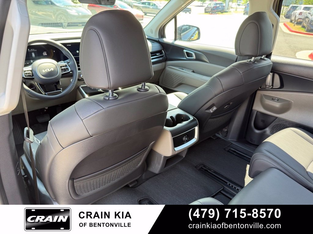 New 2026 Kia Carnival FWD image 27