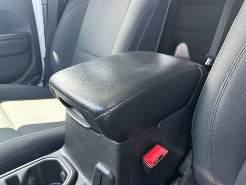 Used 2018 Jeep Wrangler Unlimited Sport AWD/4WD image 26