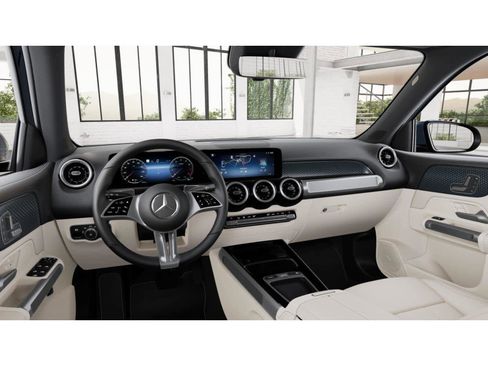 New 2026 Mercedes-Benz GLB 250 image 2