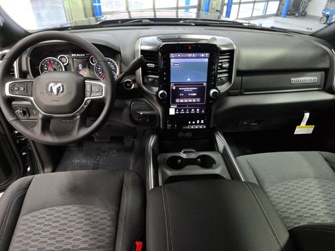 New 2026 RAM 2500 Big Horn AWD/4WD image 11