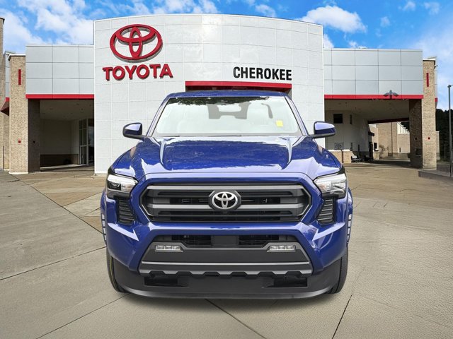 Used 2025 Toyota Tacoma SR5 AWD/4WD image 2