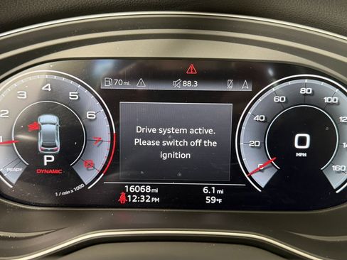 Used 2023 Audi Q5 2.0T Premium Plus w/ Premium Plus Package AWD/4WD image 19