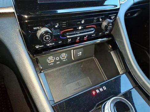 Used 2023 Jeep Grand Cherokee Altitude image 20