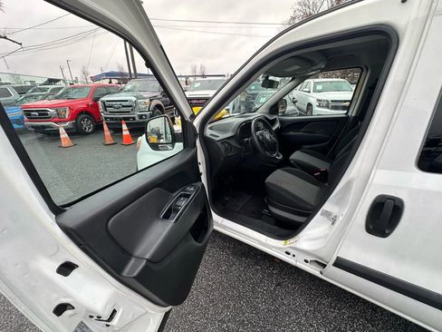 Used 2019 RAM ProMaster City Tradesman image 23