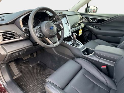 Certified 2025 Subaru Outback Limited image 33