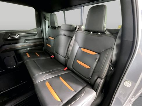 Certified 2024 GMC Sierra 1500 AT4 w/ Technology Package AWD/4WD image 19