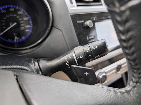 Used 2017 Subaru Outback 2.5i Premium image 29