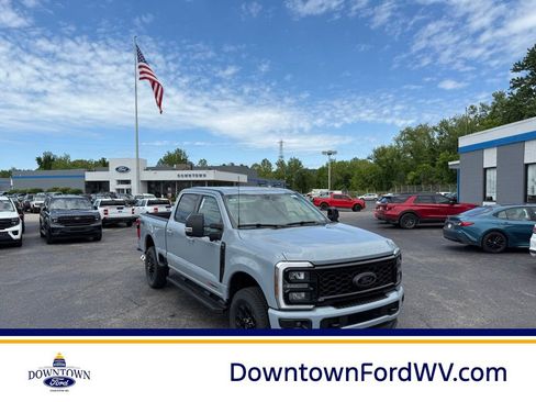 New 2026 Ford F350 4x4 Crew Cab Super Duty image 1