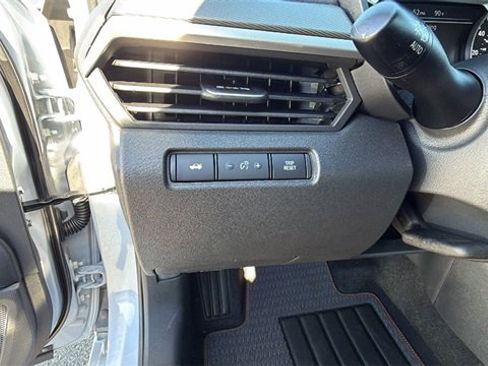 New 2025 Nissan Altima 2.5 SR image 29