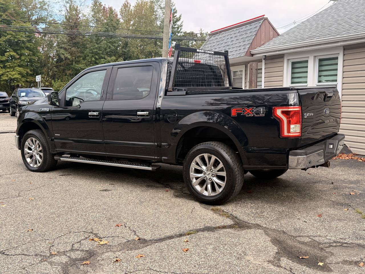 Used 2016 Ford F150 XLT w/ Equipment Group 302A Luxury AWD/4WD image 4