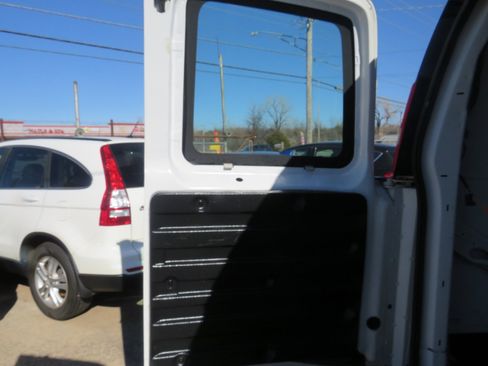 Used 2013 Chevrolet Express 2500 w/ Power Package image 23