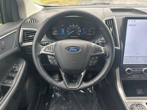 Used 2024 Ford Edge SEL w/ Convenience Package AWD/4WD image 17